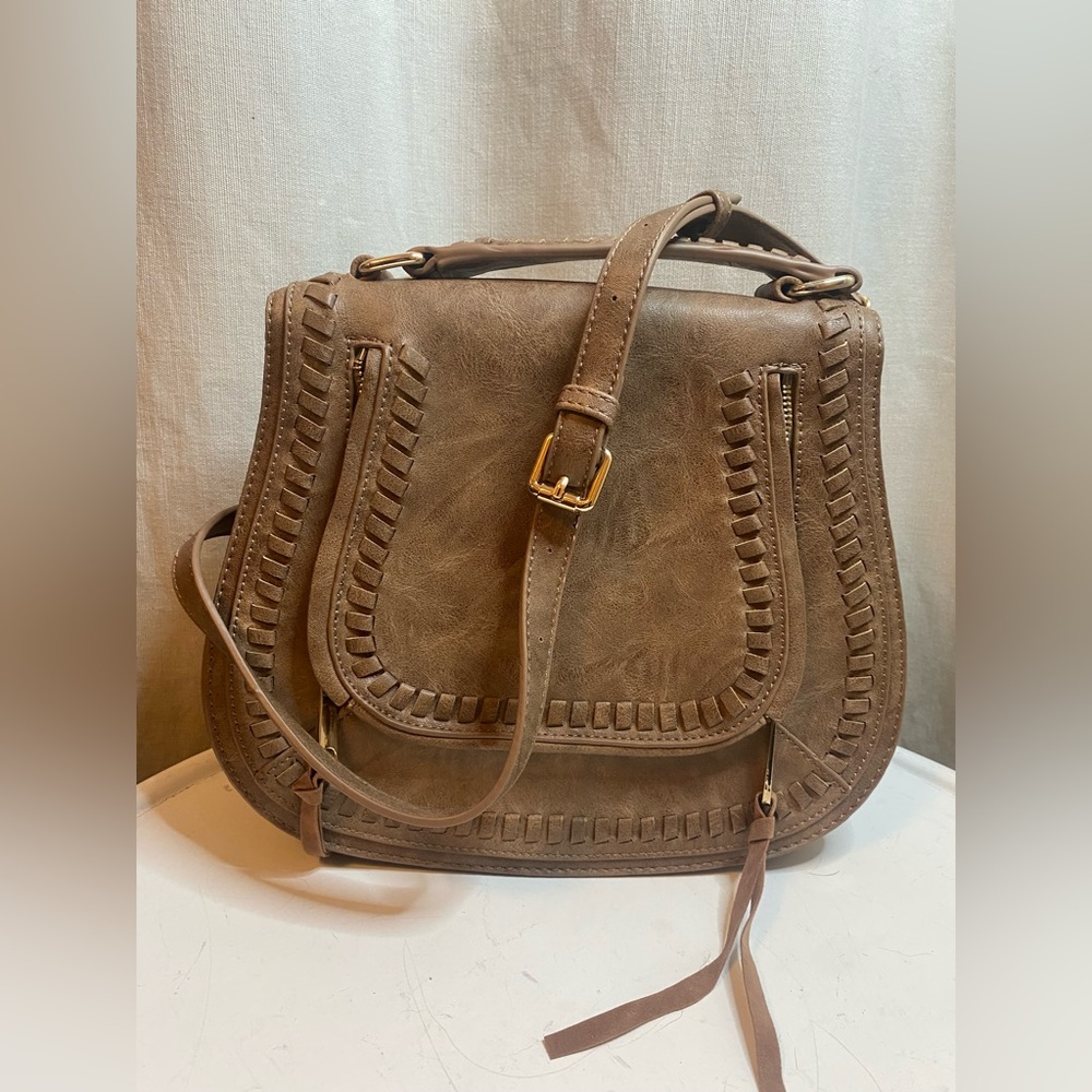 Urban Expressions Khloe Crossbody Vegan Leather Bag NWOT